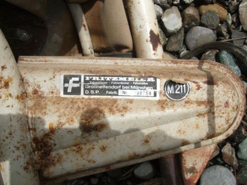 Fritzmeier M211 Typenschild.jpg