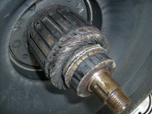 John Deere-Lanz D1206 mit Fritzmeier Verdeck 004.jpg (850.82 KiB) 18894-mal betrachtet John Deere-Lanz D1206 mit Fritzmeier Verdeck 004.jpg